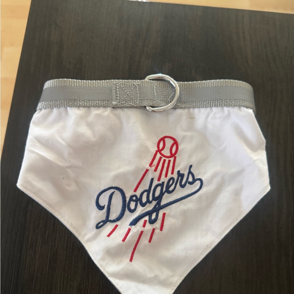 LA Dodgers pet bandanna Collar